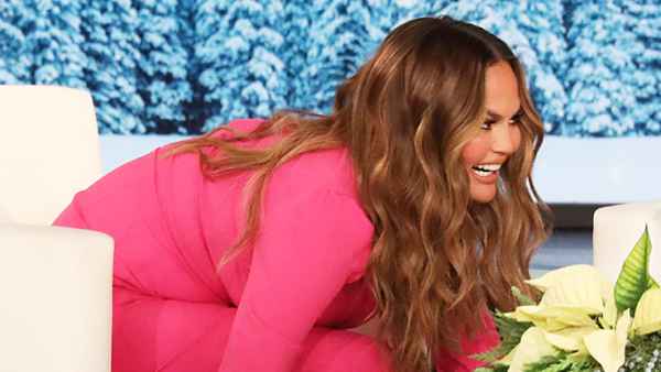 Chrissy Teigen Feet Retouched Photoshoots The Ellen DeGeneres Show