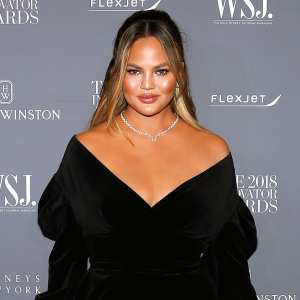 chrissy-teigen