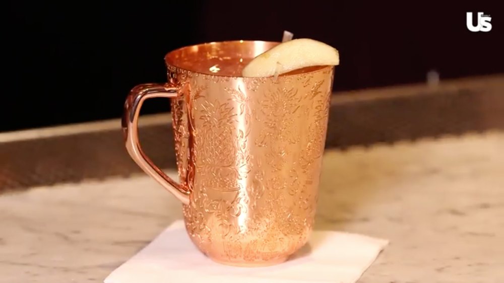 Upgrade Your Fall Bar With These Refreshing Cocktails – Watch
