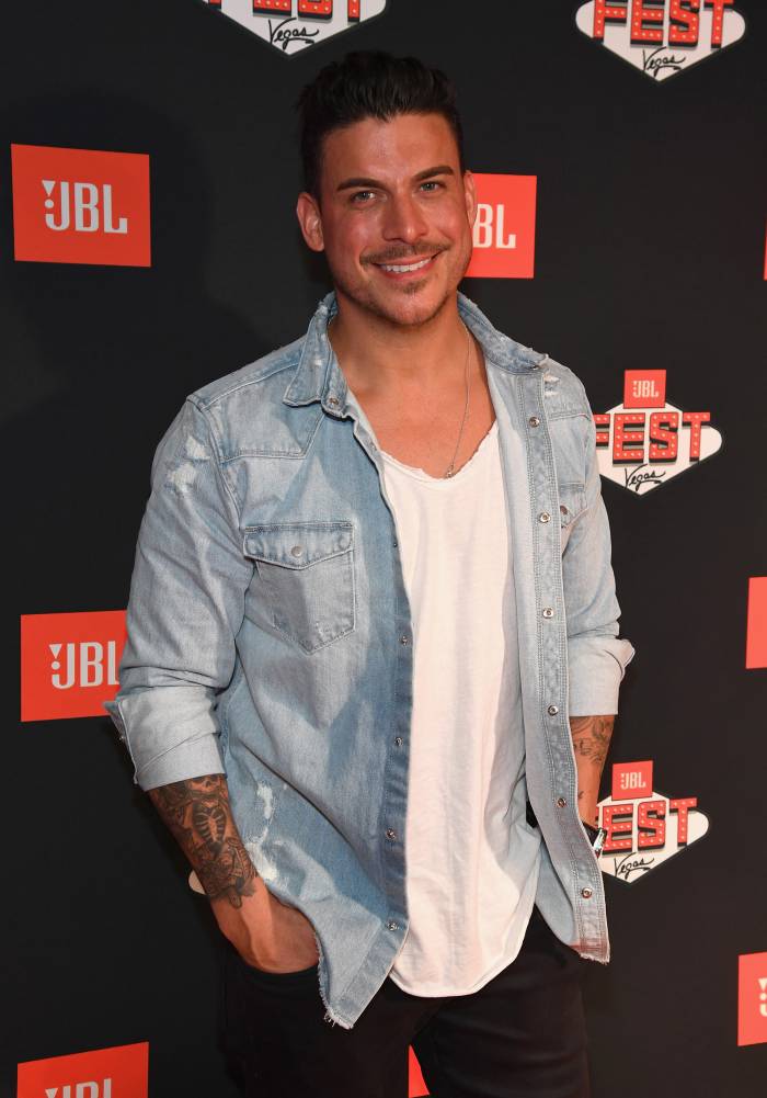 Vanderpump Rules: How Much Weight Did Jax Taylor Lose 