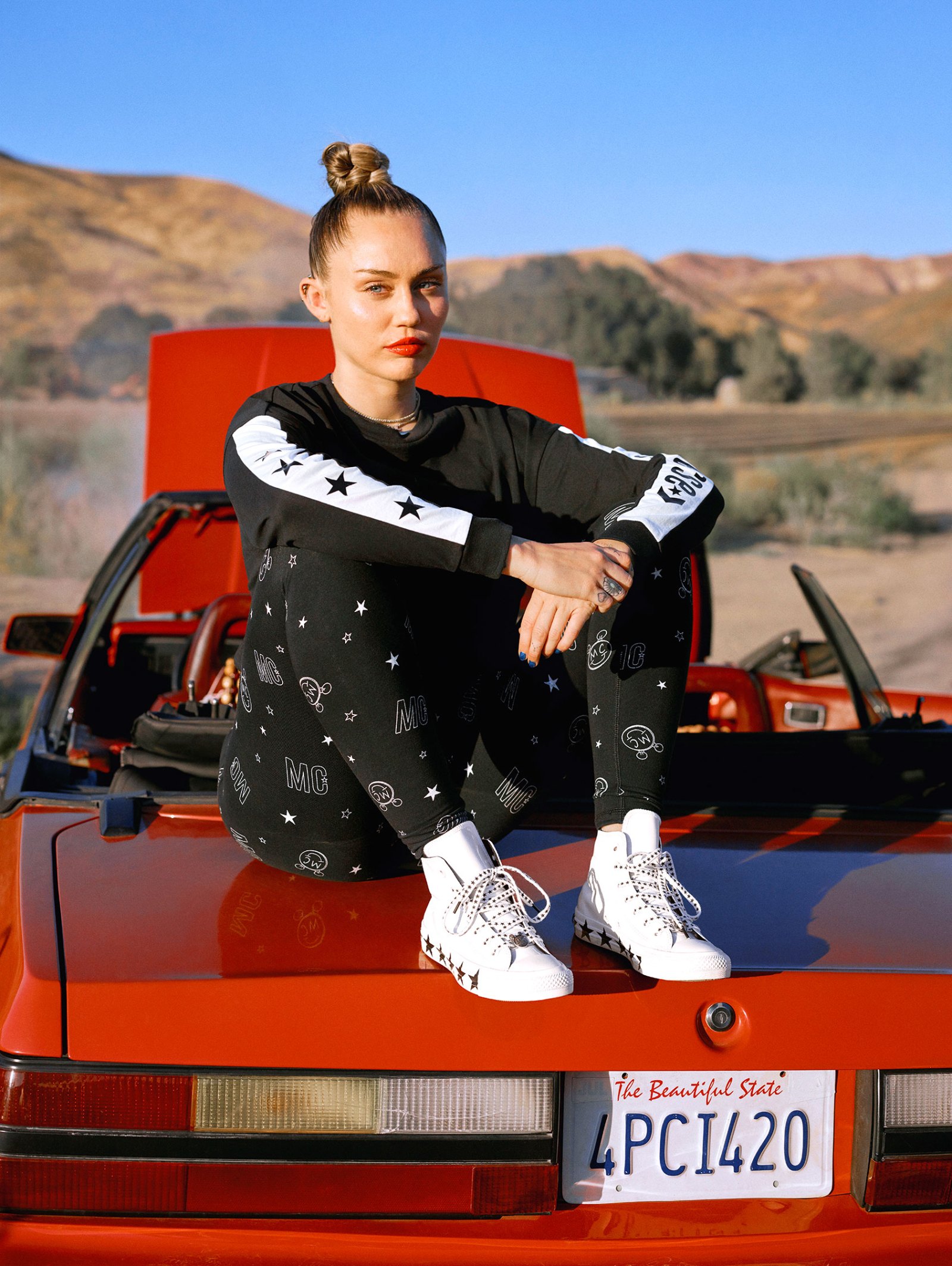 Woordenlijst Pidgin invoer Converse x Miley Cyrus Holiday 2018 Collection: Details