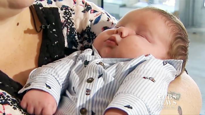 15 lb Baby Breaks Weight Record