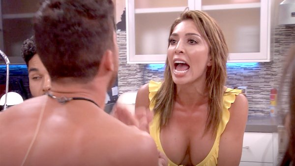 Cheyenne-Parker-Attacks-Farrah-Abraham-in-Explosive-Fight
