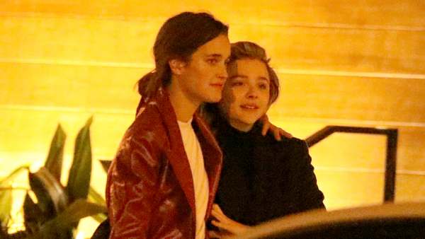 Chloe-Grace-Moretz-kissing-Kate-Harrison