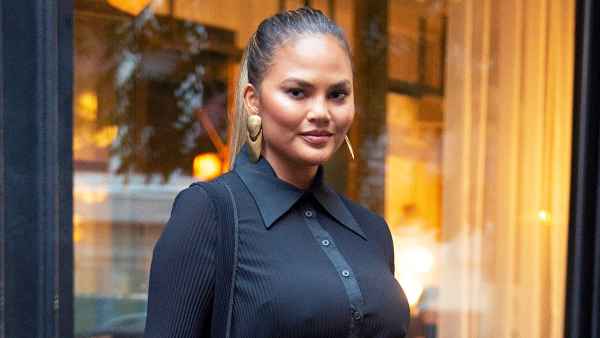 Chrissy Teigen Responds After Critics Slam Her for Mixing Kimchi With Her Hands: ‘Using My feet Next Time’