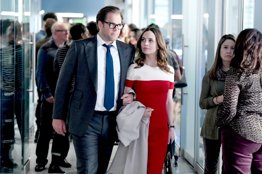 Eliza-Dushku-Michael-Weatherly-Bull-harrassment