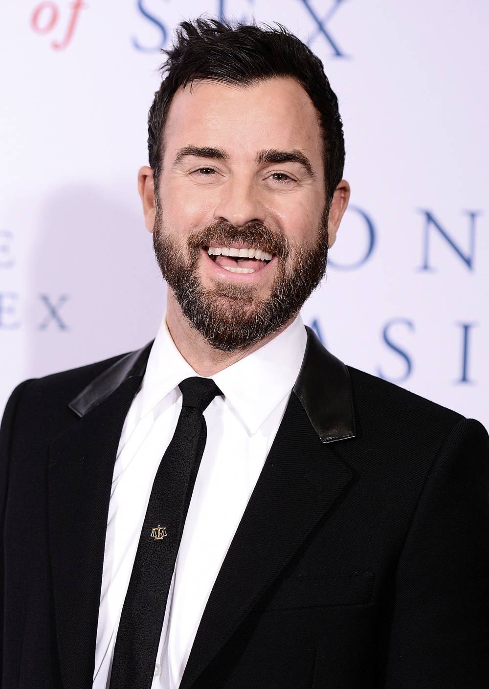 Justin Theroux Jokes &lsquo;New Couple Alert&rsquo; About Photo of Him and Ruth Bader Ginsburg