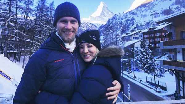 Kaley Cuoco Honeymoon