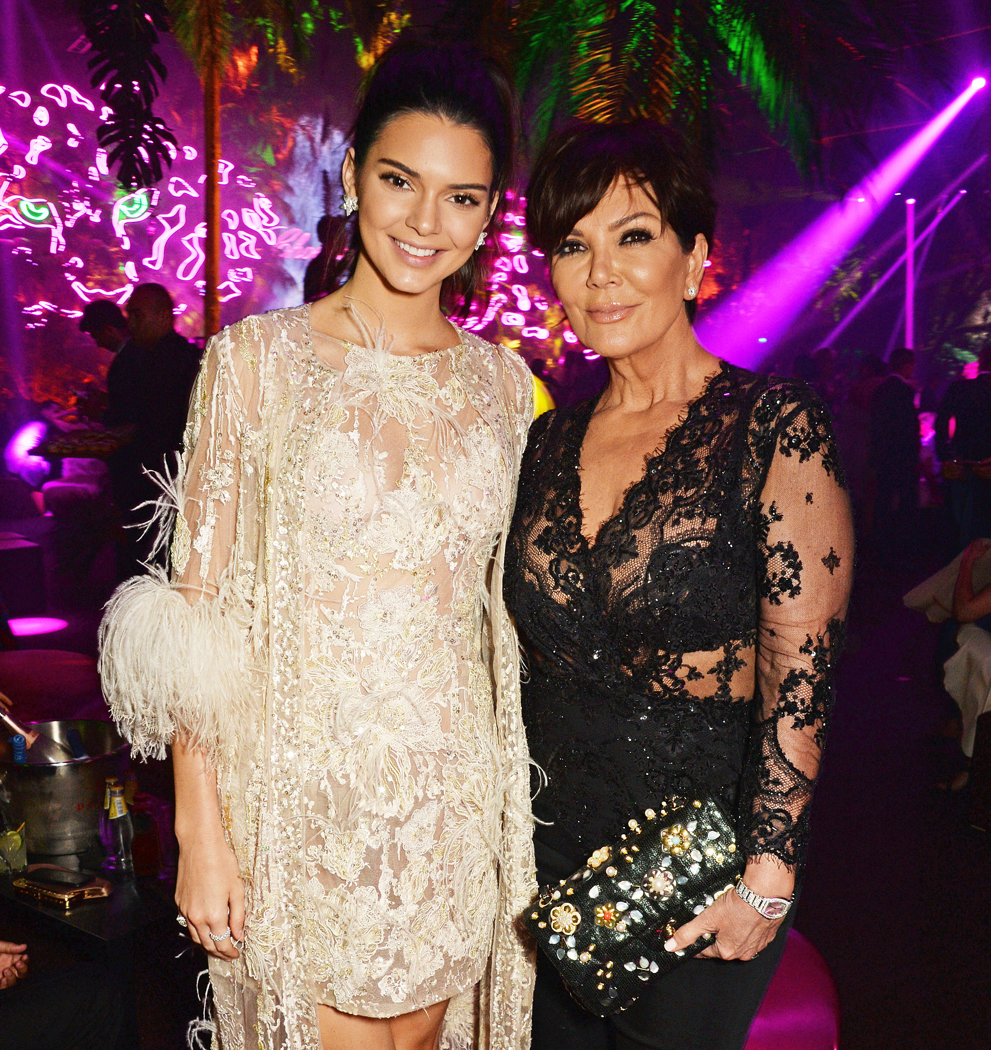 Kendall Jenner Kris Jenner Left Off Of Holiday Card