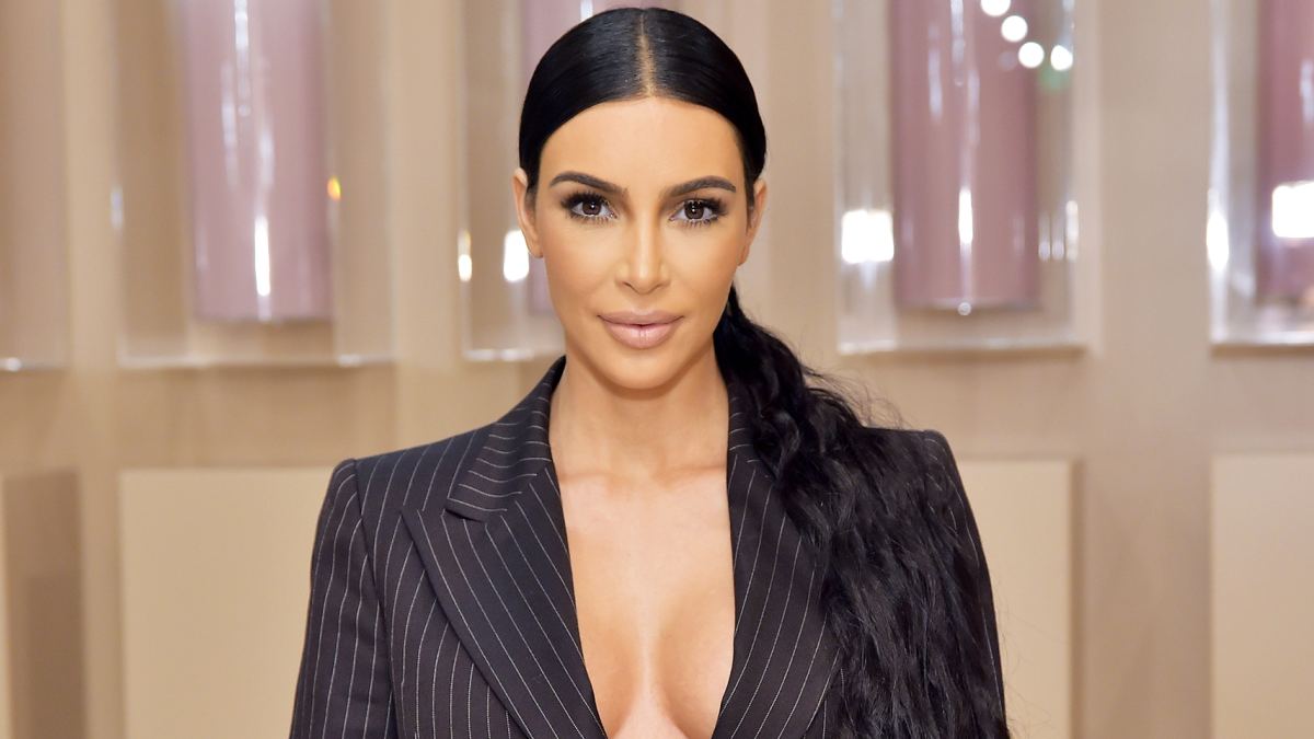Post-Holiday Slim Down Kim Kardashian Back to Salads