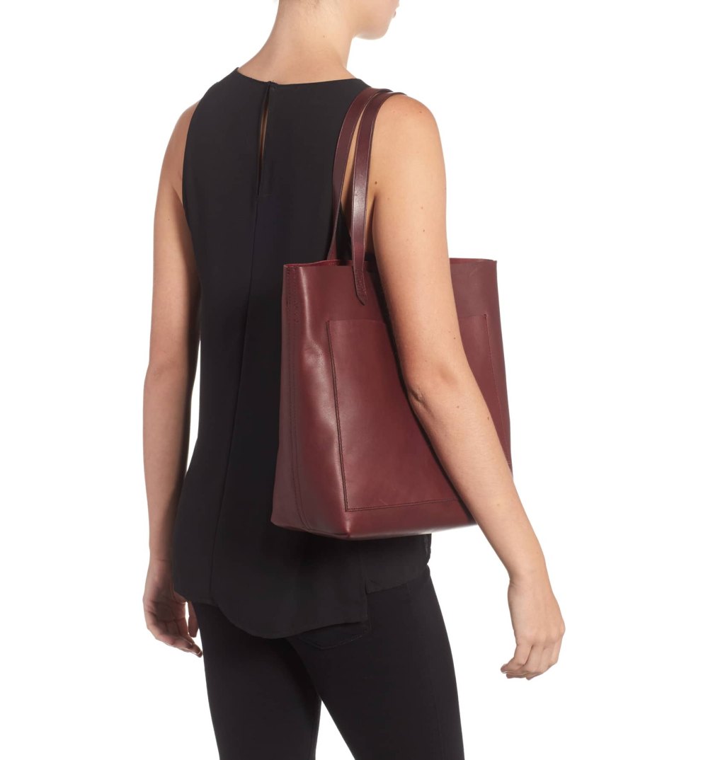 Madewell medium leather tote bag in black