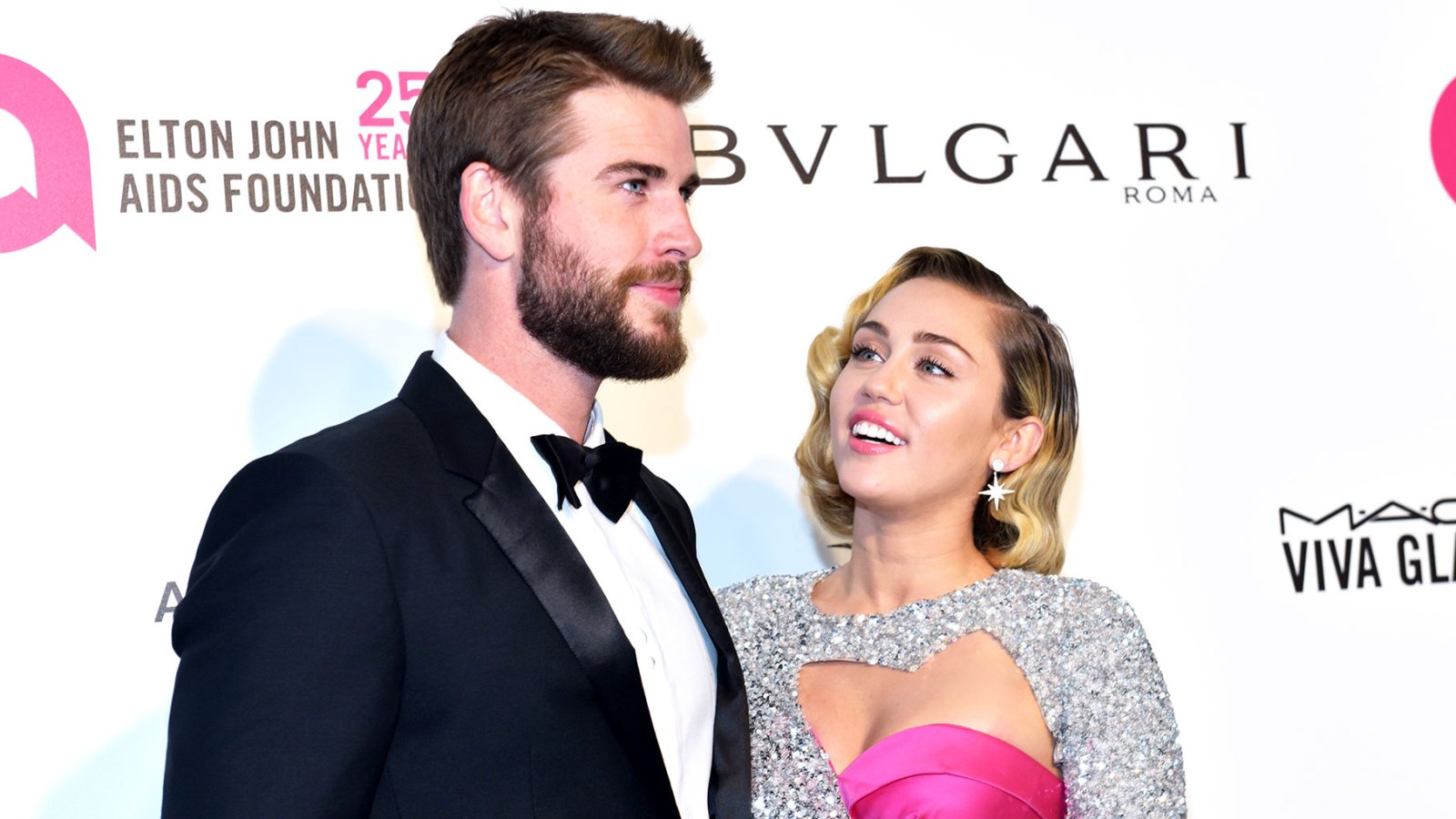 Miley Cyrus and Liam Hemsworth’s Wedding Cake Was Surprisingly Minimal