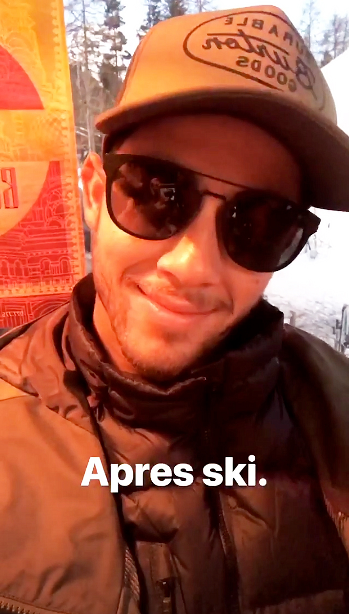 Priyanka Chopra Nick Jonas Joe Jonas Sophie Turner Ski Trip