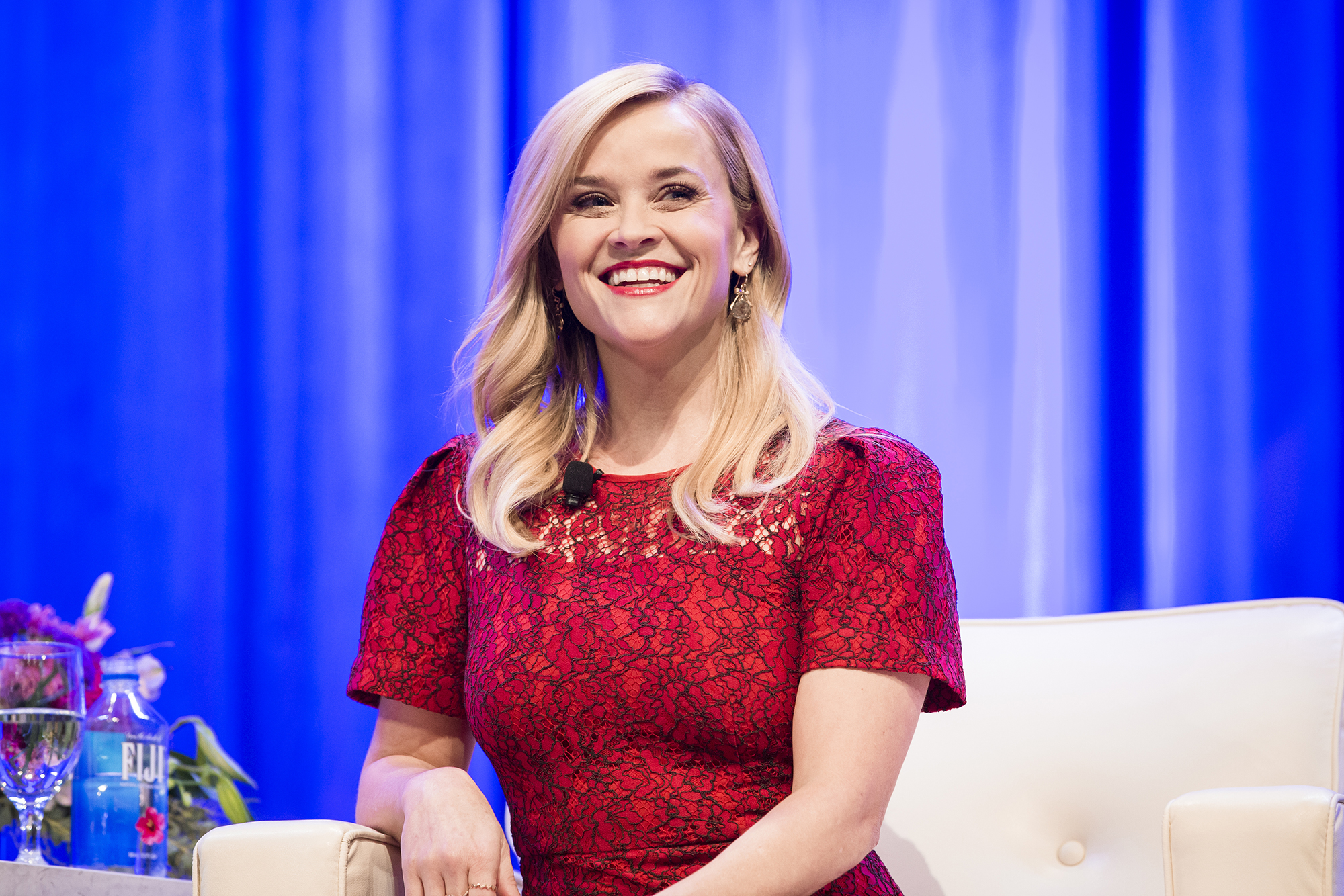 Reese Witherspoon and Her Family Win for Cutest Holiday Photo