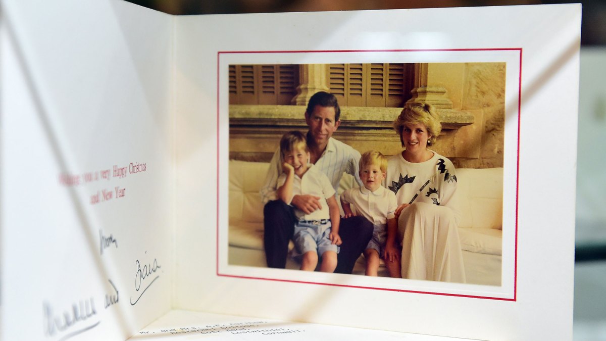 Royal Family Holiday Cards Through the Years: Photos