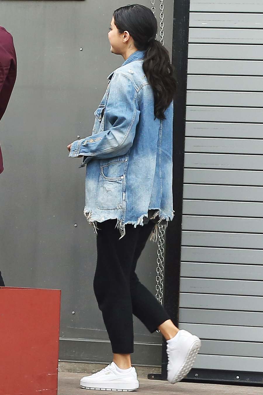 Selena Gomez Steps Out After Rehab Treatment