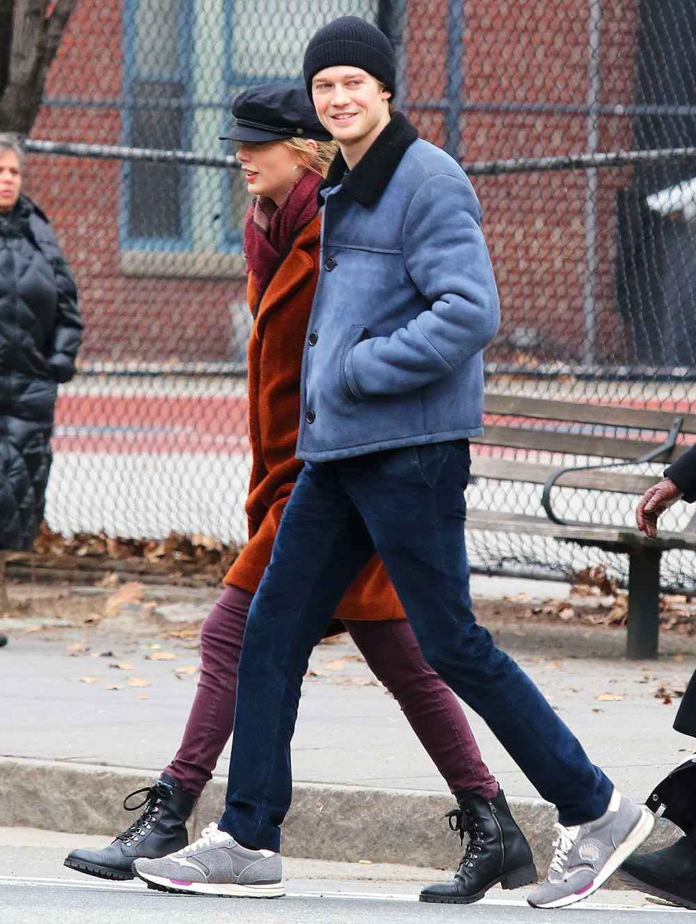 Taylor Swift & Joe Alwyn Walk Arm-in-Arm in N.Y.C.