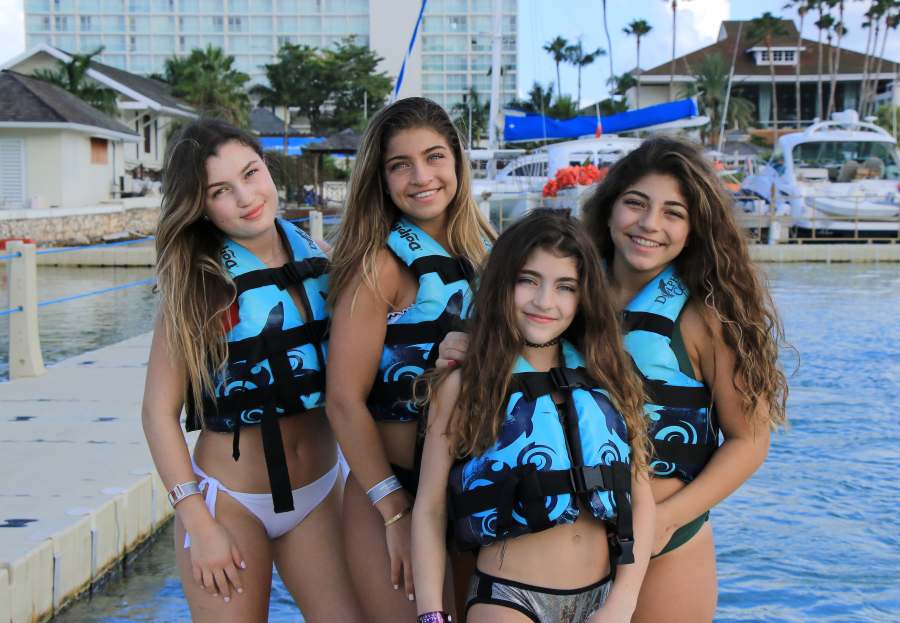 Teresa Giudice Vacations in Jamaica With Her Four Daughters: Pics