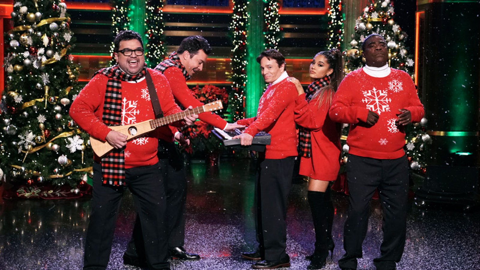 Ariana Grande Recreates "I Wish It Was Christmas Today' With Jimmy Fallon and His Former 'SNL' Cast Members