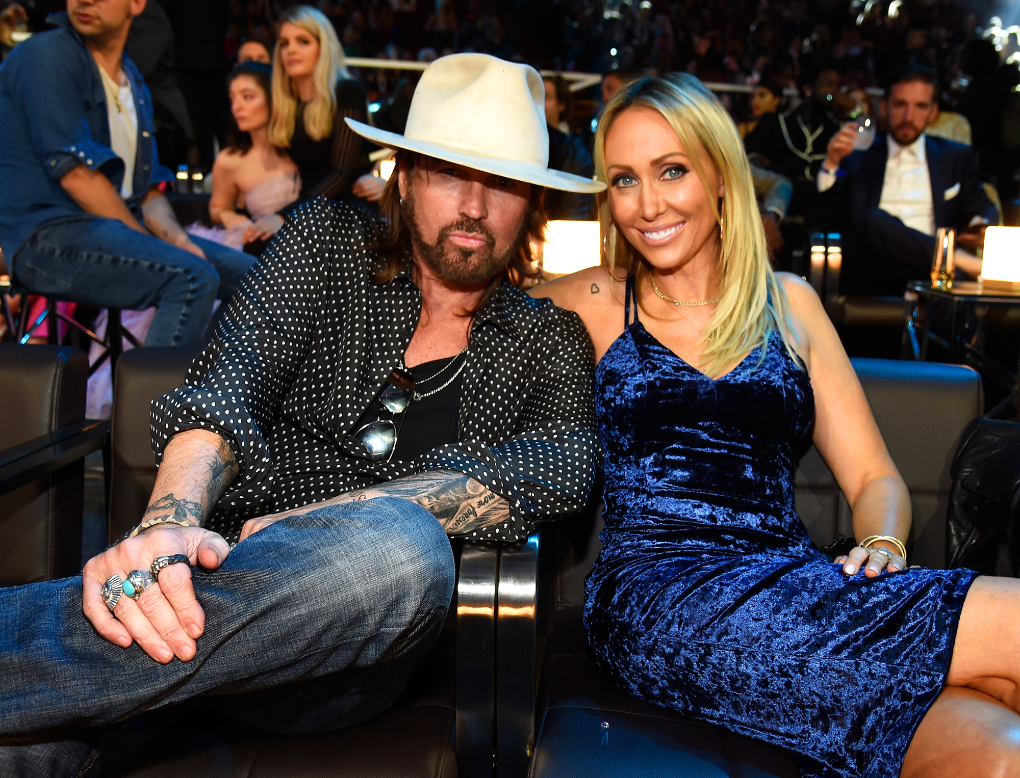 Miley Cyrus' Parents Billy Ray, Tish Married in Home 25 Years Ago