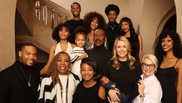 eddie-murphy-children-christmas-photo