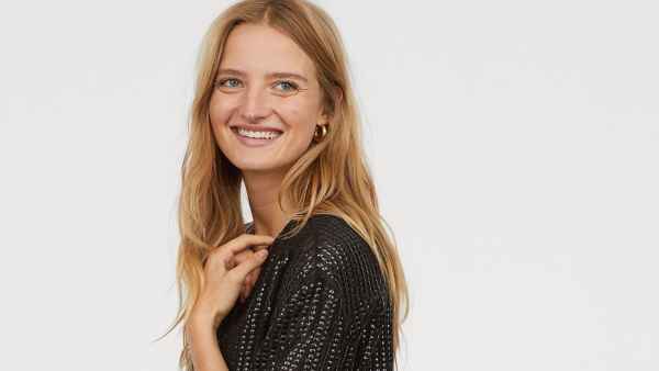 t-shirt with sequins