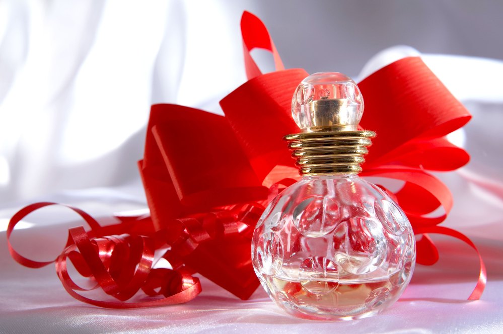 TikTok Swears These Perfumes Will Make People Fall in Love With You