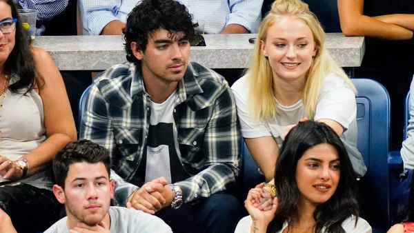 Sophie Turner, Joe Jonas, Nick Jonas, Priyanka Chopra