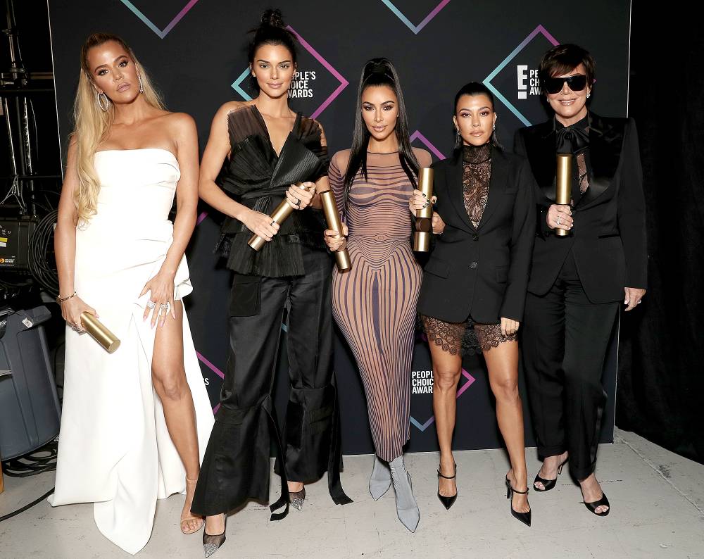 kardashians-skipping-christmas-card