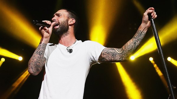 Maroon 5 ‘Having Trouble’ Finding Guests For Super Bowl Halftime Show