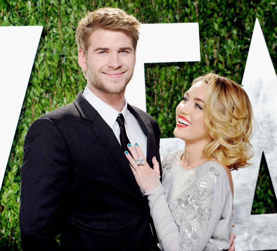 miley-cyrus-liams-hemsworth-engaged-2012