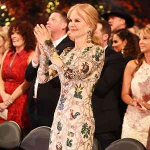 A Look Back at All the Times Nicole Kidman Has Clapped Like a Seal: Watch