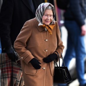 The Queen wraps up warm as she takes train to Norfolk for annual Christmas break