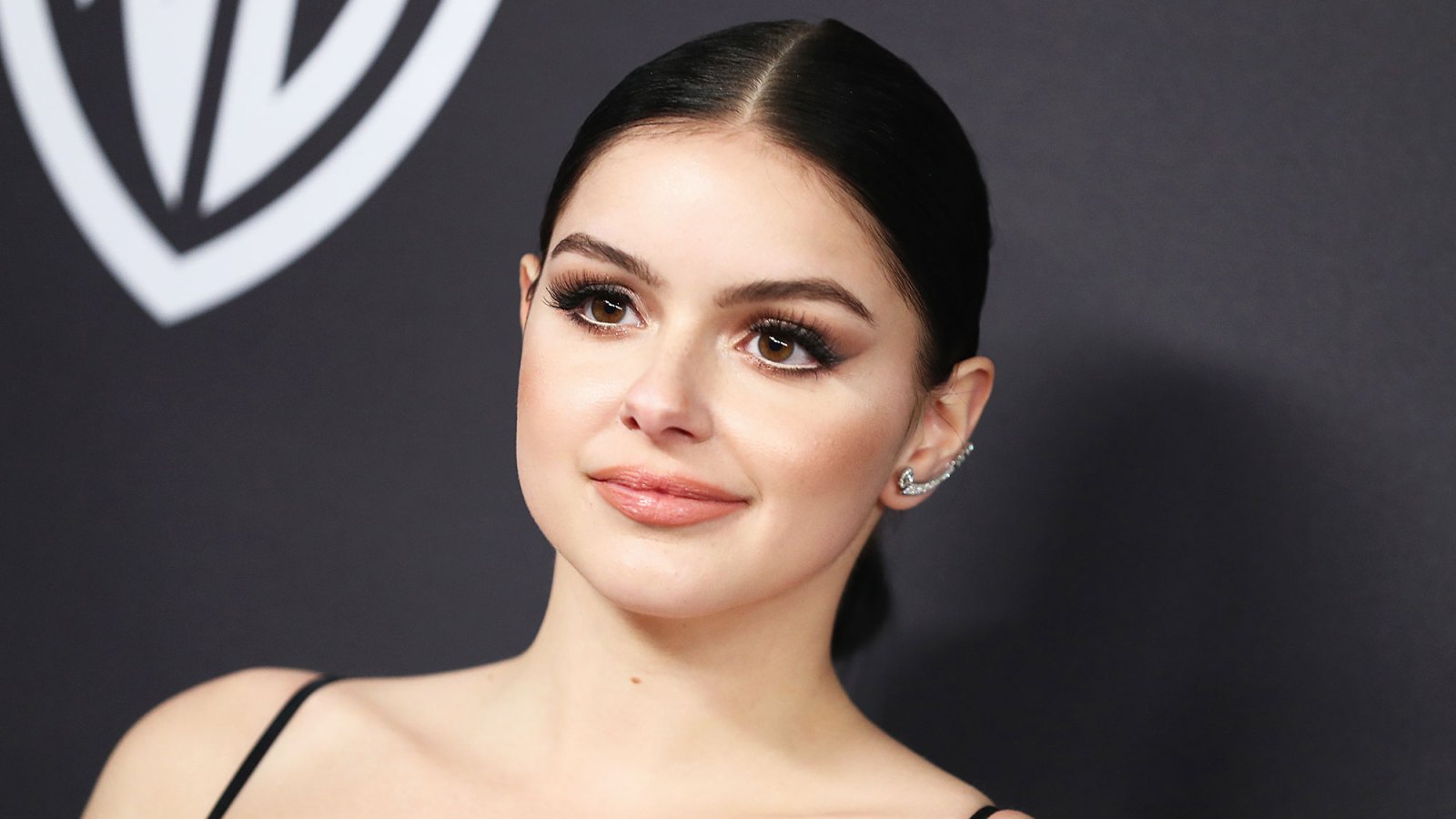 Ariel Winter Looks Fresh Faced and Beautiful Unretouched on Magazine Cover