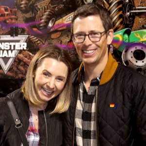 Beverly-Mitchell- Would-Love-to-Be-Pregnant-at-the Same-Time-Jessica-Biel