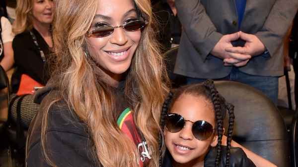 Beyonce Is Practically Blue Ivy’s Twin in Throwback Pic: ‘My Baby Is Growing Up’