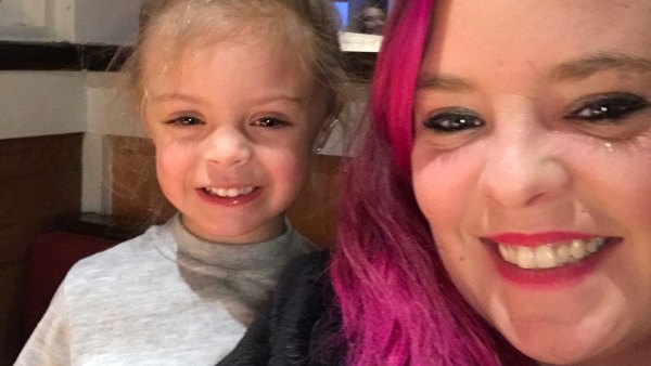 Catelynn-Lowell-Novalee-baby-bump