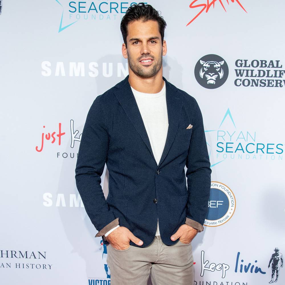 Eric Decker Reads Comments on Nearly Naked Instagram Pic: Watch | Us Weekly