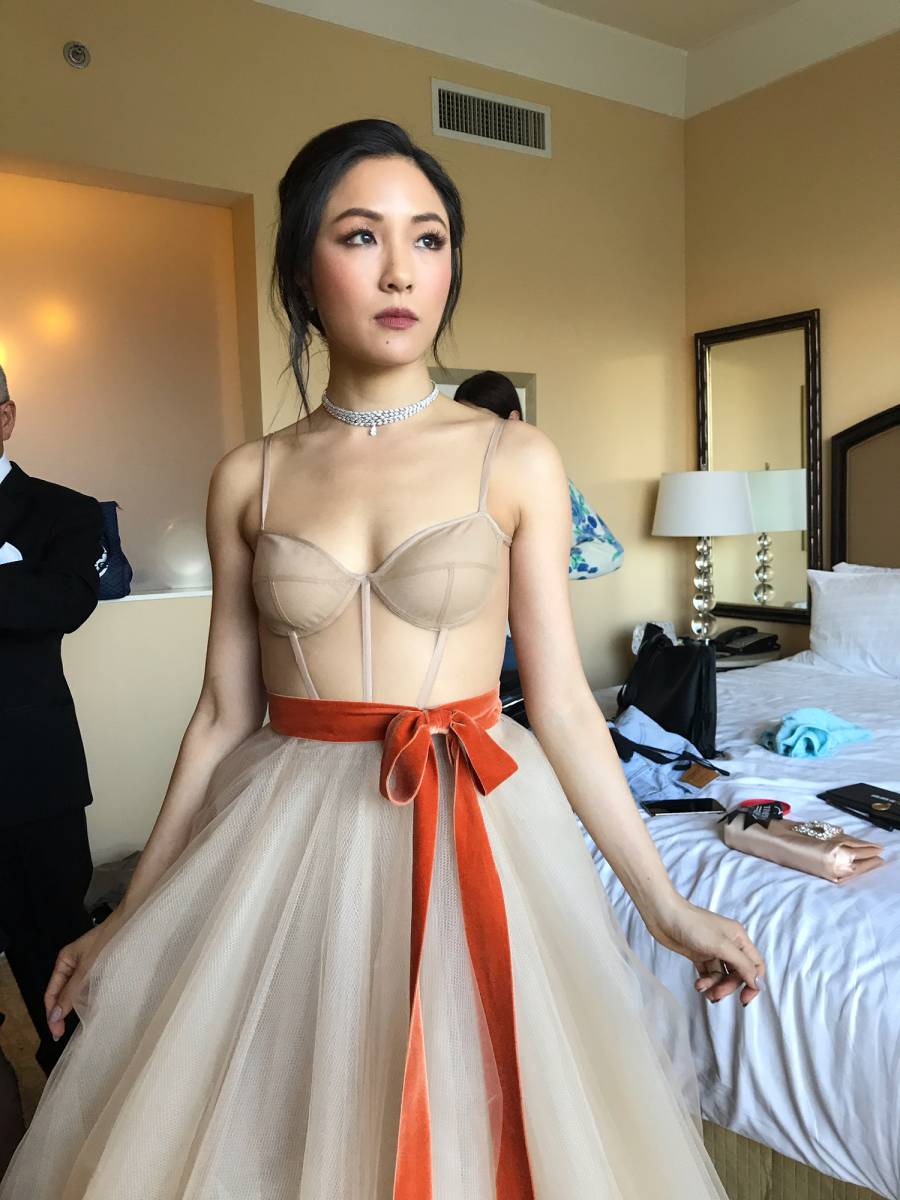 Golden Globes 2019: See Behind-the-Scenes of Constance Wu's Beauty Prep