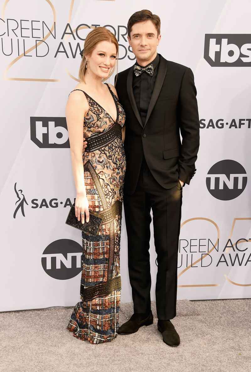 SAG Awards 2019 Ashley Hinshaw (L) and Topher Grace