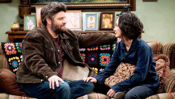 JAY-R.-FERGUSON,-SARA-GILBERT-The-Connors-finale