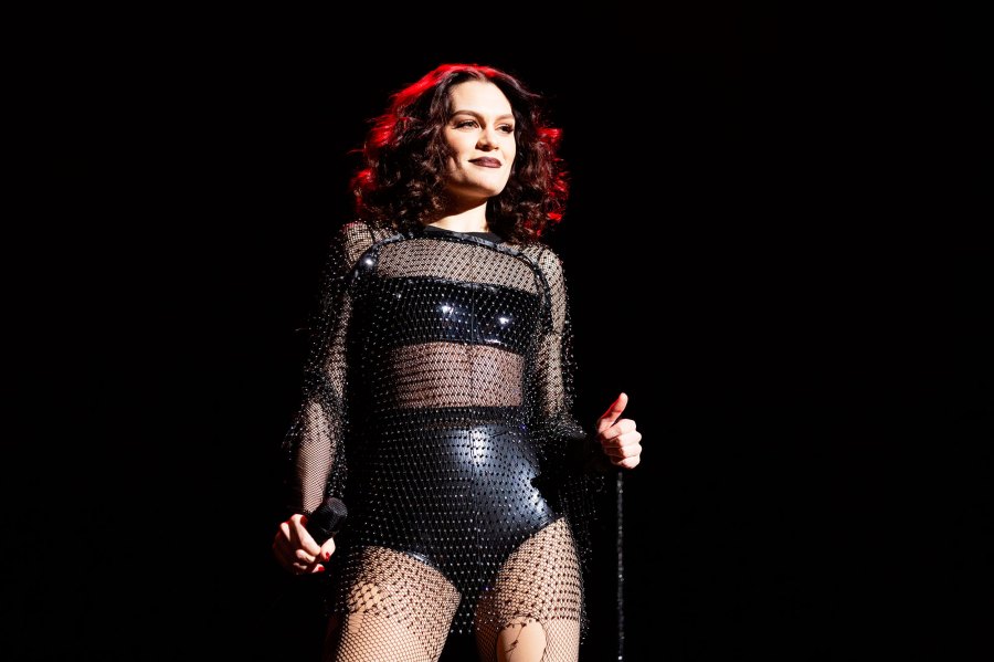 social media breaks gallery jessie j