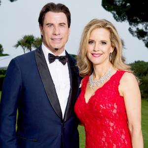 John-Travolta-and-Kelly-Preston