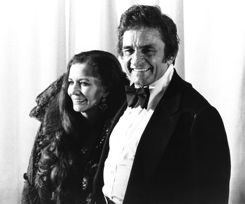 Johnny-and-June-Carter-Cash-1980-Grammys