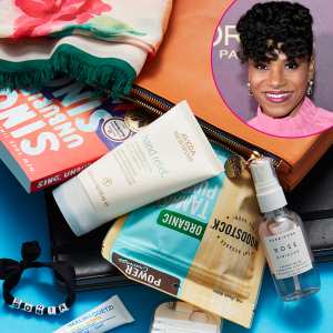 Kelly-McCreary-what's-in-my-bag