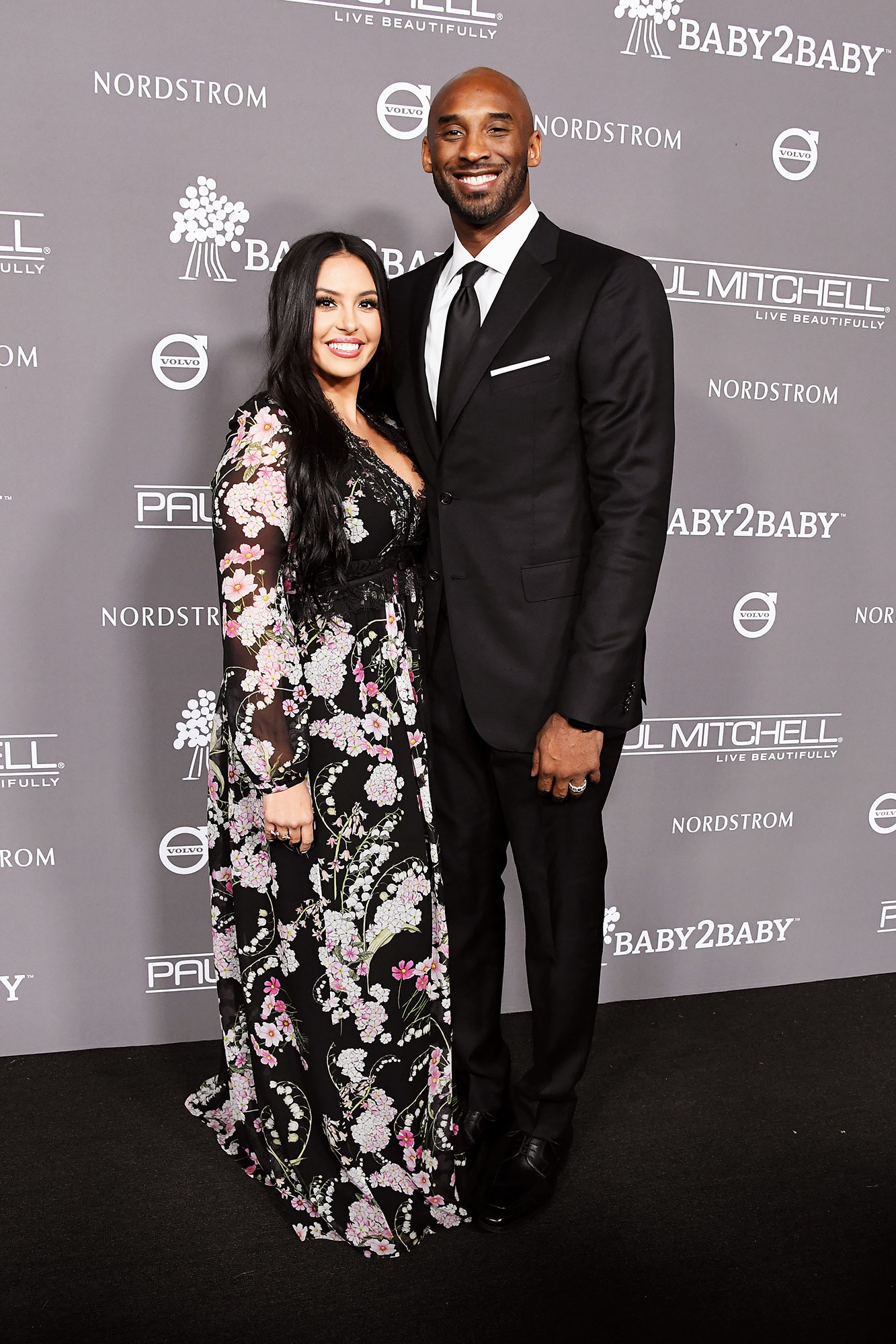 Kobe Bryant and Wife Vanessa Are Expecting Their Fourth Girl! - WSTale.com