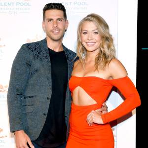 Krystal-Nielson-and-Chris-Randone-expecting