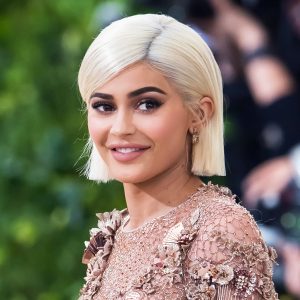Kylie Jenner’s 11-Month-Old Daughter, Stormi, ‘Learning How to Walk’ in Adorable New Video: Watch