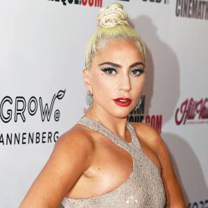 Lady Gaga Blonde Before Blue Hair Golden Globes 2019