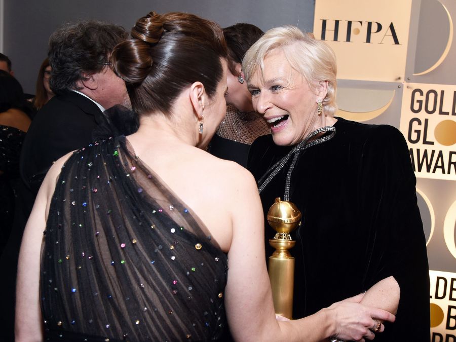 Inside Golden Globes 2019 Linda Cardellini Glenn Close